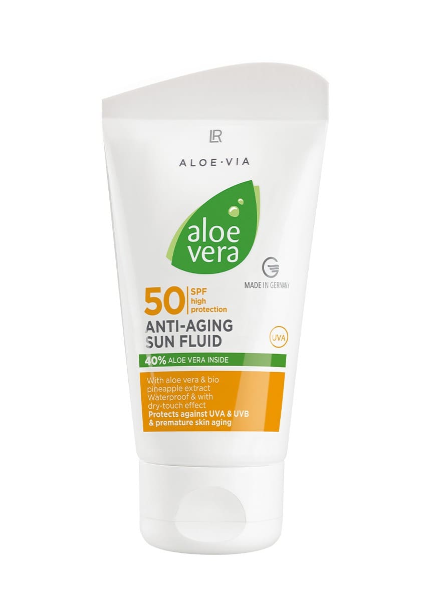 Tube des wasserfesten Aloe Vera Anti-Aging Sun Fluids SPF 50 für geschützte und straffe Haut